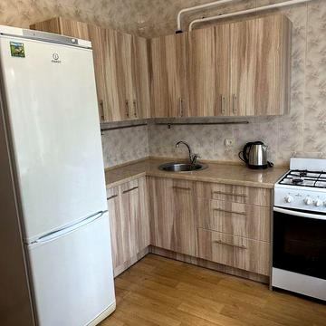 Оренда однокімнатної квартири у Вознесенівському р-ні (Сталеварів 25)