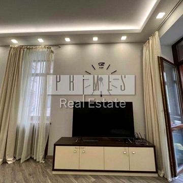 Продаж 3к квартири, вул. Хмельницького Богдана, 57 Центр