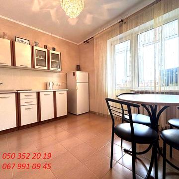 Продаж 1 Дарницький, вул. Драгоманова 1-к