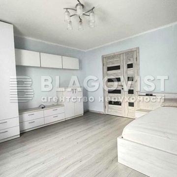 Продам 2 кім квартиру Бальзака Оноре де, 75 Троєщина Район ремонт