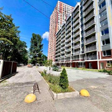 Лиля Жежер, [5 січ. 2026, 20:13]
Продається трикімнатна квартира Київ ЖК Грюнвальд