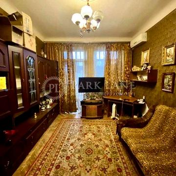 2к 58м. сталінка Печерський Звіринецька Либідська бул. Міхновського 12