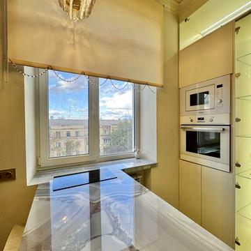 2 кімн квартира вул Свято-миколаївська площа Визволення Центр міський