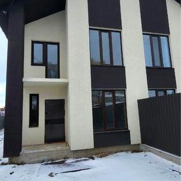 Дуплекс з власним двором та ділянкою с.Пирогово