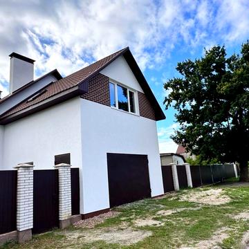 Теплий будинок є газ і світло від  Власника  20хв від Києва автономний