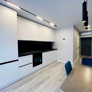 Продам сучасну 1к.квартиру з меблями та технікою в центрі ЖК Княгинин