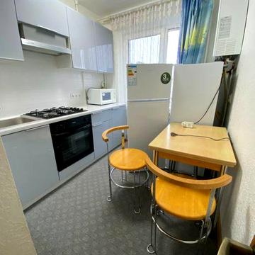 Постанови!3-кім квартира по вул.Хмельницького , індивідуальне опалення