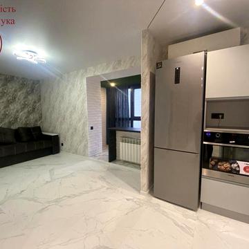 Сучасна квартира для родини в центрі міста/ Сертифікат