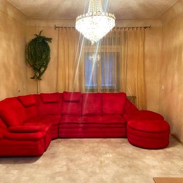 Продаю чотирикімнатну квартиру 107 м2