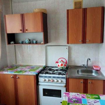 +Сдам 1 ком.квартиру ул.Космическая 4500 гр.+ком.усл.