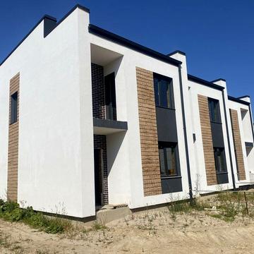 Продаж котеджу з комунікаціями