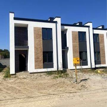 Продаж котеджу з комунікаціями