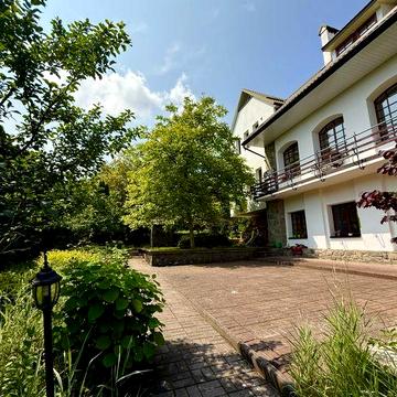 Продаж заміський будинок 450м2 15 сот.землі Брюховичі р-н рест. Байка