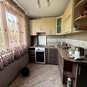 Продам 2-ком с ремонтом на Салтовке район ТРК Украина