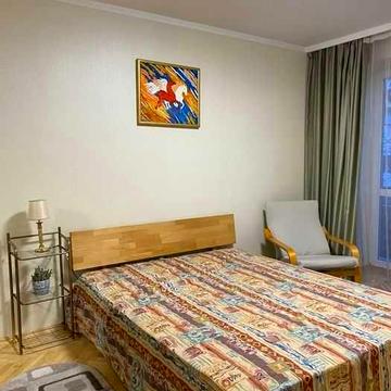 Оренда 1-кімнатної квартири Ближній центер