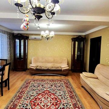 Оренда 2-х к. кв. вул. Незалежної України, буд. 65-А, ТРЕТІЙ ПОВЕРХ.