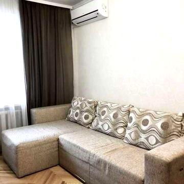 Оренда 2-к квартири на вул. Симона Петлюри