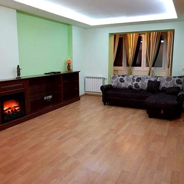 Простора квартира! вул. Ахматовой 13г Супер вигідна пропозиція.