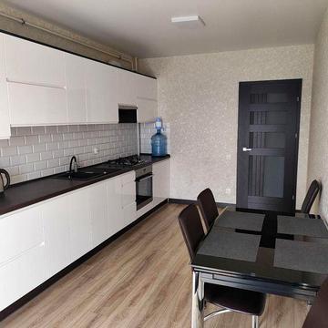 Оренда новою. 2 кім , Шевченка,38 ( ц.Анни)