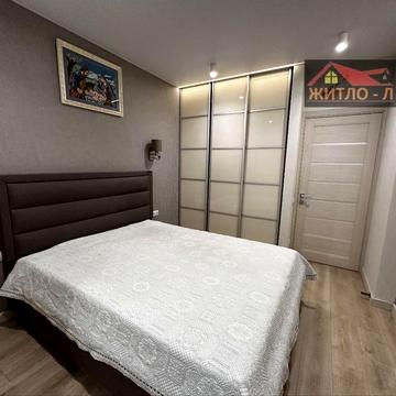 Вільна 3 кімнатна квартира в новобудові по вул Шевченка 60 , Семицвіт