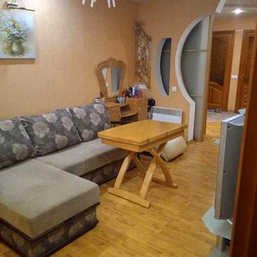 Сдам 3к квартиру на Титова 12