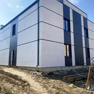 Продаж котеджу з міськими комунікаціями