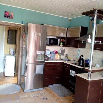 Празька вул., 19