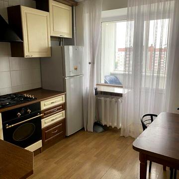 Довгострокова оренда 2к Квартира Свободи вулиця