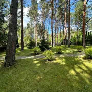 Анатолія Соловяненка вул., 11