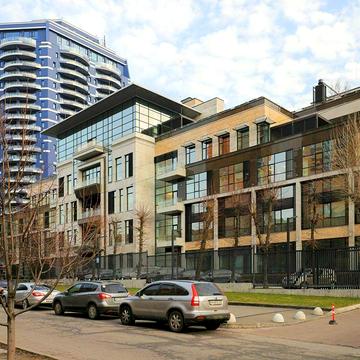 Лабораторна вул., 7