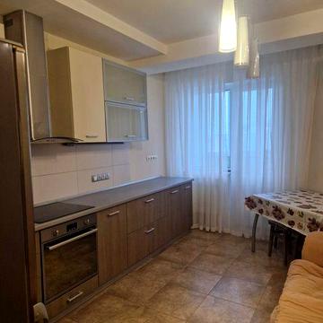 Власник терміново здає 1 кім. квартиру в центрі Бучі