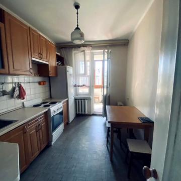 Старонаводницька вул., 4