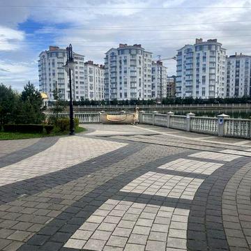 Калинова слобода-2,містечко закритого типу,сучасна квартира.