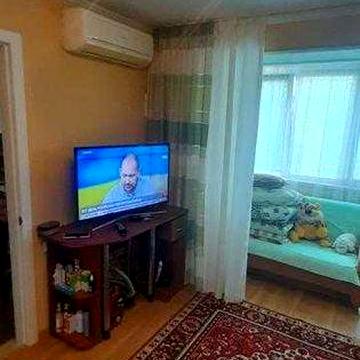 Продам 1-к  квартиру укомплектовану - Таїрова