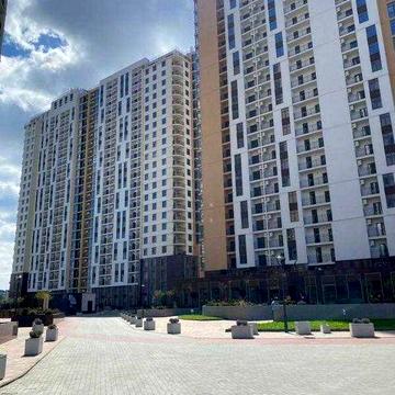 Продам 2-кімнатну квартиру в сучаному ЖК KADORR City, вул. Краснова