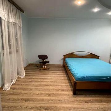 Однокімнатна квартира в особняку