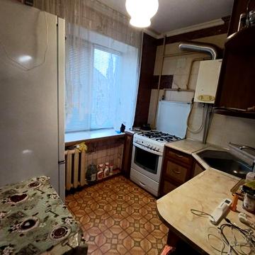 Продаю 2 ком кв проспект Центральный - Шоссейная 4/5, кирпич, 44/30/6