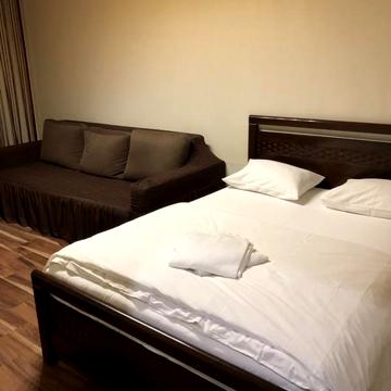 Квартира люкс возле метро Дворец Украина