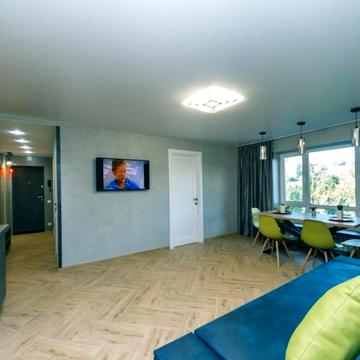 Четырехкомнатный Люкс на Леси