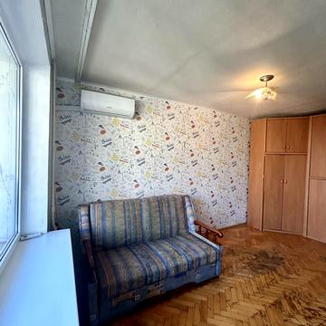 Ломаківська вул. (Мічуріна), 2