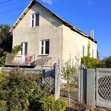 Продаю жилой крепкий дом в Великодолинское