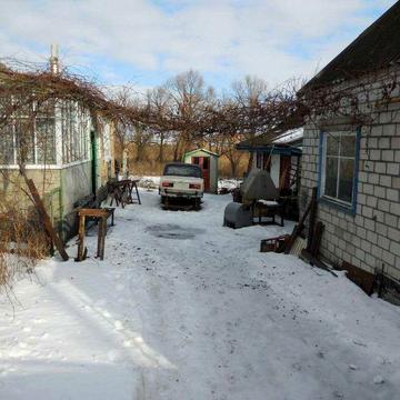 Продам будинок та земельну ділянку с. Росава Миронівський над р.Рось