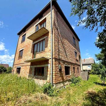 Продаж будинку у Дрогобичі