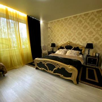 Старицького вул., 20/2