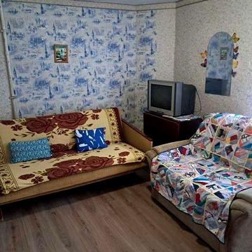 S Сдам в аренду гостинку на Салтовке со своими службами