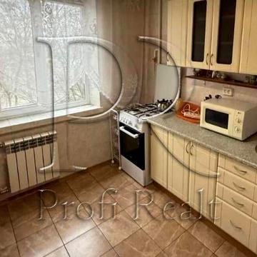 Продаж 2 к кв вул. Тростянецька 6,Дарницький р-н