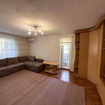 Оренда 1к квартири на 173 кварталі!