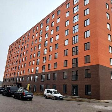1-кімнатна квартира в новобудові, 42 м²  + підвал