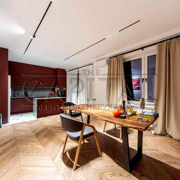 Продаж дизайнерської 3к квартири в центрі Києва!