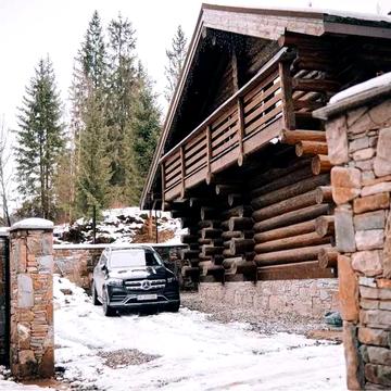 Садиба " Татова хата" на курорті в Яблуниці